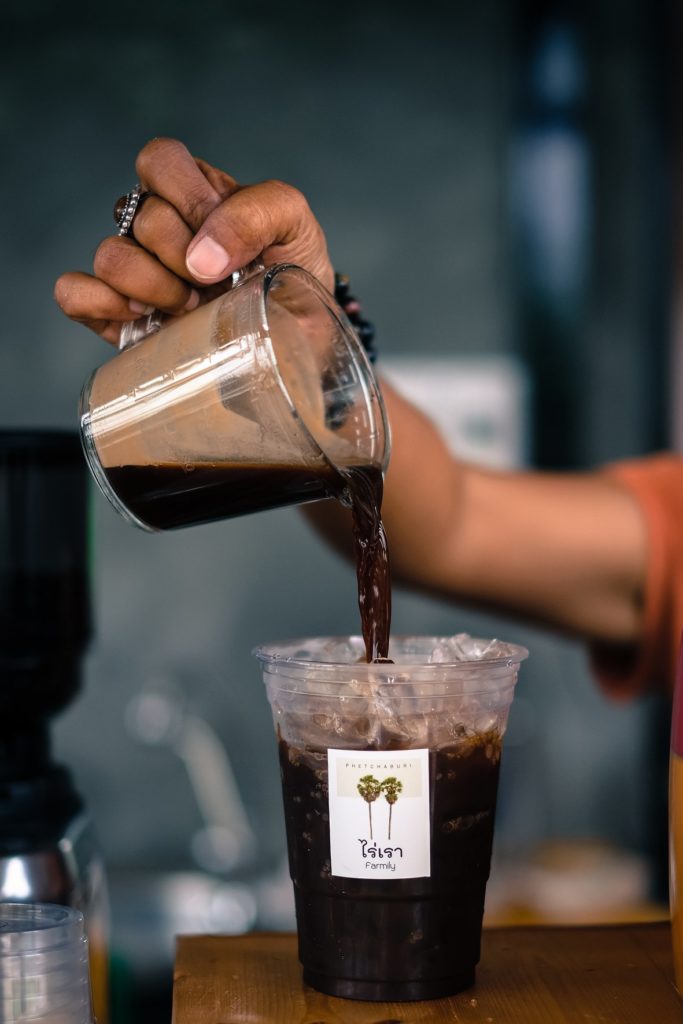 กาแฟสูตรน้ำตาลโตนด ร้านกาแฟไร่เรา Farmily เพชรบุรี